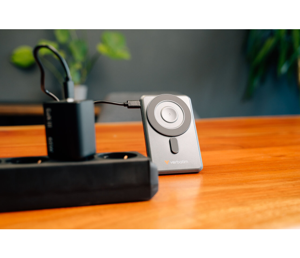 Verbatim Charge 'n' Go 2C Magnetic Wireless Charging 5000mAh Grey - 1484100 - zdjęcie 4